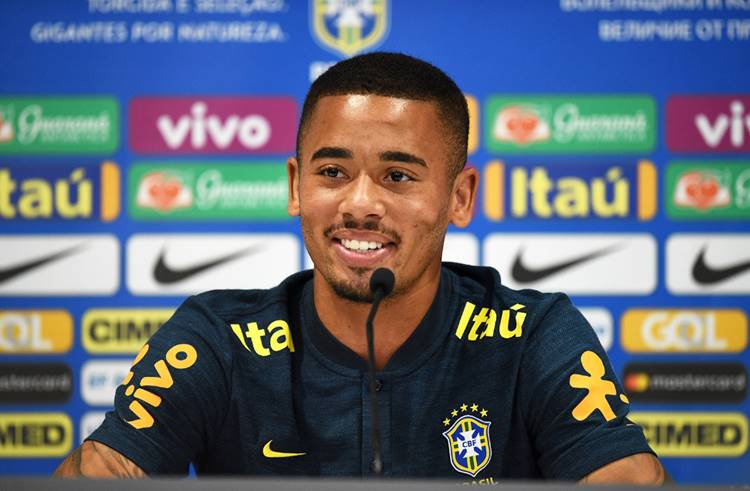 Perto da Copa do Catar, Gabriel Jesus é enaltecido na Inglaterra